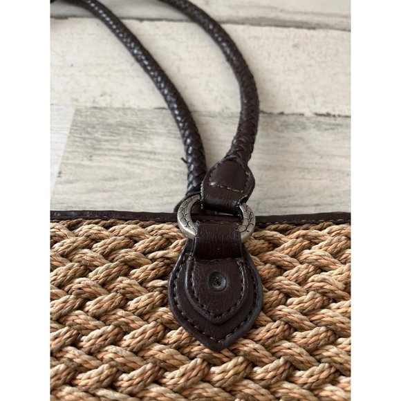 Elka Accessories woman’s straw and leather shoulder tote - Picture 4 of 10